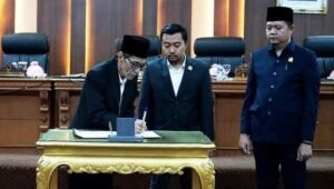 RAPBD-P Batanghari 2024 Ditandatangani, Fokus pada Pelayanan Publik dan Kesejahteraan Masyarakat