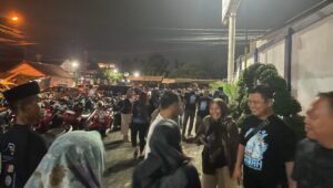 Tasyakuran Bersama Relawan di Rejotangan, Cawabup Tulungagung Terpilih Ditodong Banyak Jalan Rusak