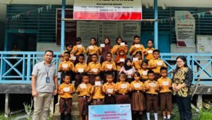 BRI Cabang Putussibau Telah Salurkan Program Beasiswa Pelajar Untuk Sekolah di Wilayah Perbatasan