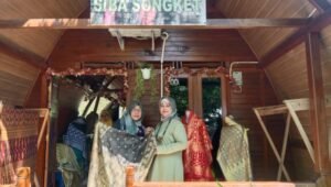 Wujudkan Masyarakat Sejahtera, Bukit Asam (PTBA) Berdayakan Kaum Ibu