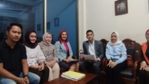 Diduga Gunakan Akta Palsu untuk Kuasai Harta Almarhum H.Basyir, Ahli Waris Memohon pada Kapolda Sumsel segera Tetapkan TS sebagai Tersangka