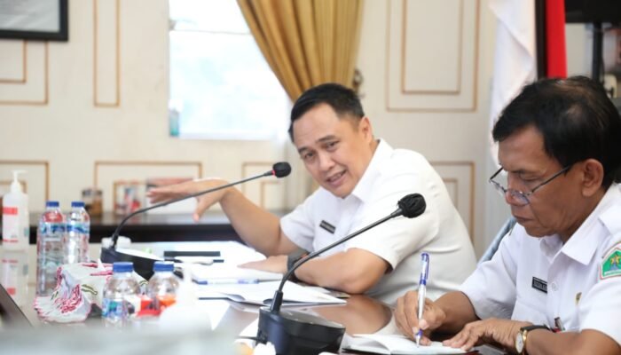 Pj Wali Kota Malang Bahas Langkah Intervensi Cegah Banjir Luapan Sungai Amrong