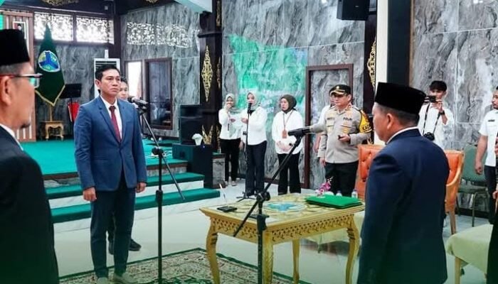 Bupati Batanghari Lantik Mula P Rambe Jadi Pj Sekda
