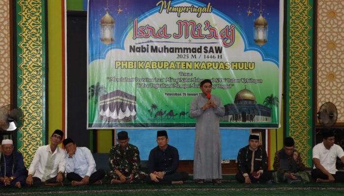 Wabup Kapuas Hulu Hadiri Peringatan Isra’ Miraj 1446 H di Masjid Agung Darunnajah Putussibau