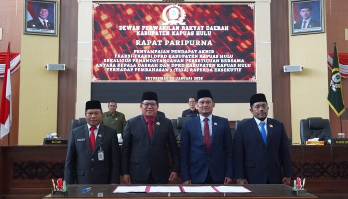 DPRD Setujui Tiga Raperda Inisiatif Pemkab Kapuas Hulu