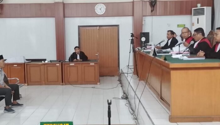 Hamburkan Uang ADD Rp 383 Juta untuk Sawer LC dan Mabuk-Mabukan Kades Harimau Tandang OI Divonis 5 Tahun Kurungan