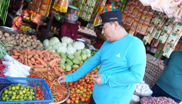 Pantau Pasar, Produksi Cabe Kurang, Harga Beras Mulai Melonjak