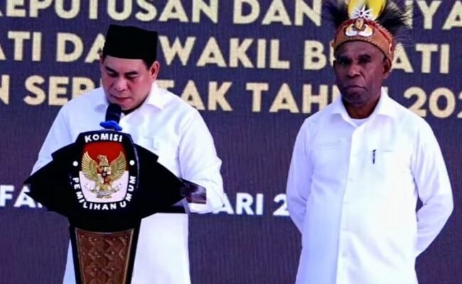 Bupati Terpilih Fakfak Samaun Dahlan Paparkan Sambutan Perdana