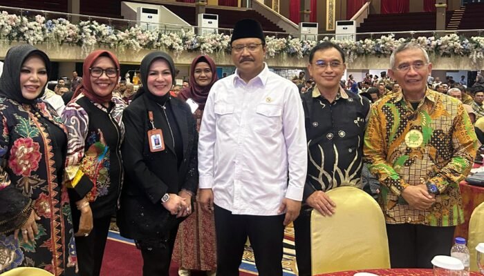 Rektor Unitomo Dukung Sinergi FRI dan Kemensos RI Percepat Pengentasan Kemiskinan Jatim