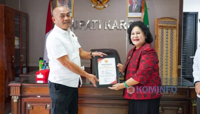 Bupati Karo Berikan Penghargaan kepada Polres Tanah Karo