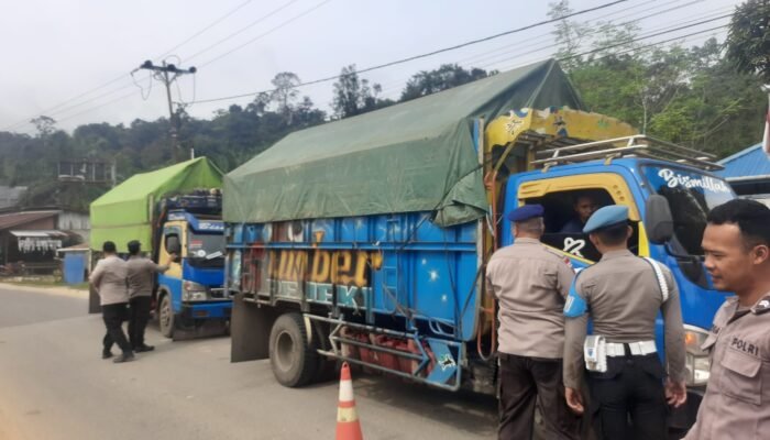 Tim Gabungan Polres Kapuas Hulu Perketat Keamanan di Pintu Perbatasan Kabupaten Kapuas Hulu – Sintang
