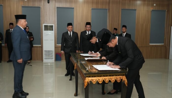 Kakanwil Kemenkum Sumsel Lantik 9 PNS Baru