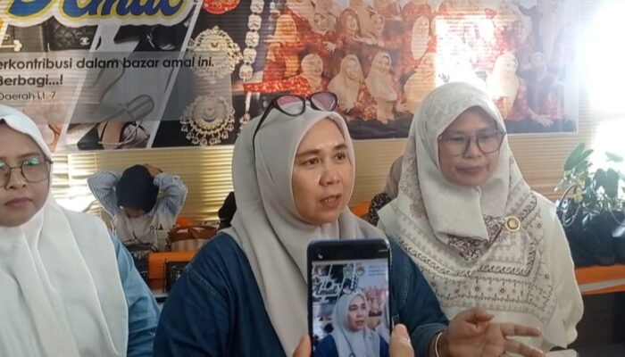 Berbelanja Sambil Berbagi, Bazar Amal DWP Inspektorat Bikin Heboh ASN Pemkot Prabumulih