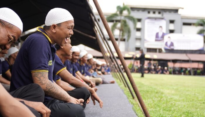 Jalin Silaturahmi, Menteri Imipas Makan Bersama Warga Binaan Rutan Cipinang