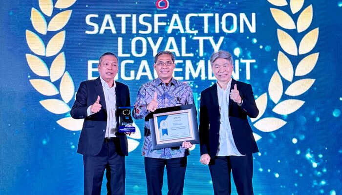 Bank Sumsel Babel Raih Predikat Terbaik di Satisfaction, Loyalty and Engagement Award 2025 dari Majalah Infobank