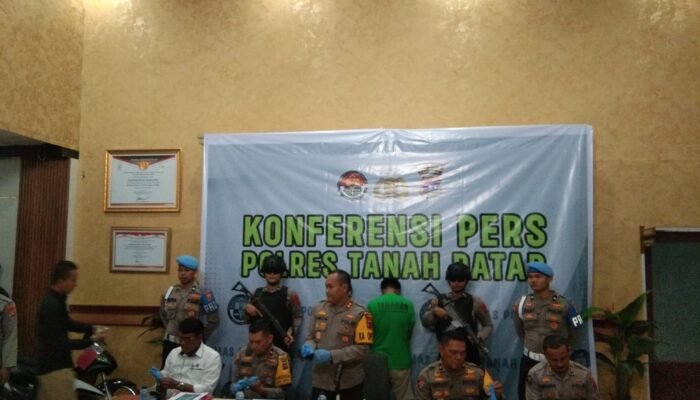 Penangkapan Pelaku Pembunuhan Siswi MTsN 02, Polres Tanah Datar Gelar Konferensi Pers