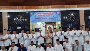 Melalui Kampus, Gubernur Sumsel beri Santunan ke Yatim Piatu dan Dhuafa