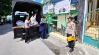 Polres Fakfak Salurkan Bantuan di Masjid Al Munawah Puncak