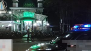 Jaga Kamtibmas Selama Ramadhan, Jajaran Polres Pekalongan Amankan Giat Sholat Tarawih