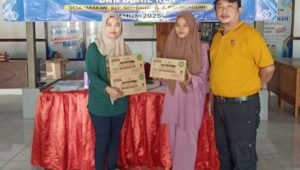 Cegah Stunting dan Bumil KEK, Pemdes Jarakan Tulungagung Distribusikan PMT