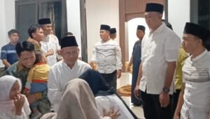 Pegawai Pemkot dan Ribuan Masyarakat Prabumulih Hadiri Acara Bukber Wako dan Wawako