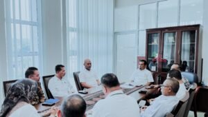 Guna Tingkatkan Pendapatan Asli Daerah (PAD) Wabup H. Candra Gelar Rapat Bersama OPD Terkait