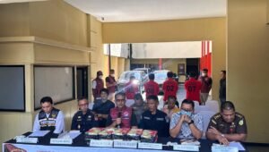 Polda Kalbar Gelar Press Conference Terhadap Hasil Pengungkapan Kasus Narkoba Melalui Perbatasan Badau Kapuas Hulu