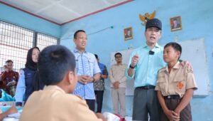 Tinjau Kondisi SD yang Tidak Layak, Ratu Dewa Perintahkan Kadis Pendidikan untuk Keliling Palembang