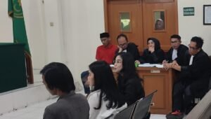 Sri Meilina Bantah Lakukan Pengancaman Terhadap Korban, Temui Luthfi Tanpa Sepengetahuan Lady