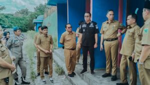Dorong Tingkatkan Fasilitas Olahraga, Wabub Candra Tinjau Persiapan Pembenahan GOR Tuanku Tabiang Batu Batupang