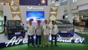 Wuling Motor Resmi Perkenalkan 2 Produk Andalan Air EV dan Cloud EV