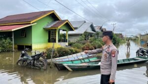 Kapolsek Putussibau Selatan Imbau Masyarakat Untuk Selalu Berhati-hati