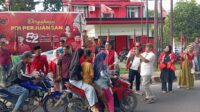 Berbagi Berkah Ramadhan PDI Perjuangan OKI dengan Ratusan Paket Takjil