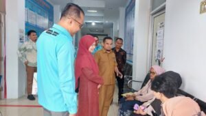 Wujudkan Pelayanan Prima, Wabup Candra Tinjau Digitalisasi di Dukcapil Kabupaten Solok