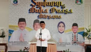Buka Puasa Bersama di Rujab Bupati Mamuju, SDK : Ini Kemenangan Kita Semua