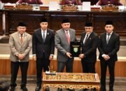 DPRD Sumsel Tetapkan Pasangan Gubernur dan Wakil Gubernur Sumsel Periode 2025-2030