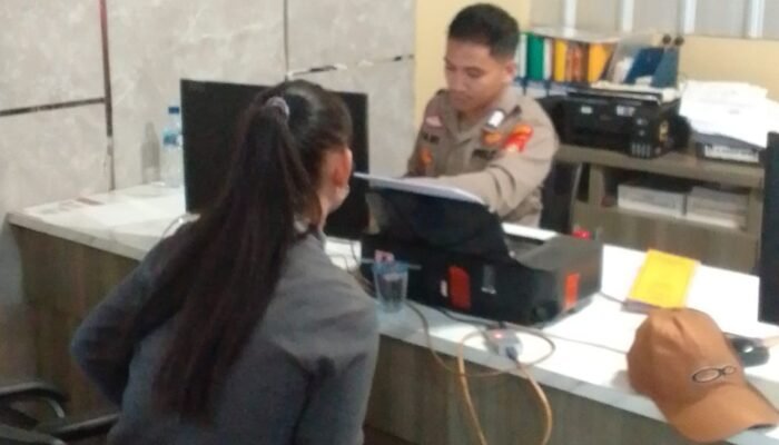 Silaturahmi ke Rumah Teman, Sepeda Motor Eka Dilarikan