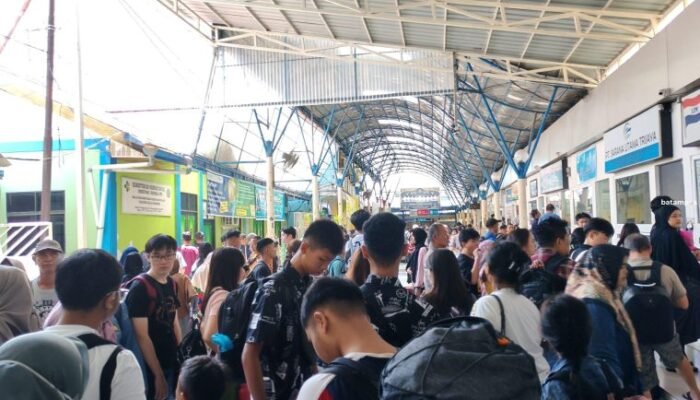 Puncak Arus Balik Idul Fitri 1446 Hijriah/2025 Masehi, Ratusan Ribu Orang Tinggalkan Tanjungbalai Karimun