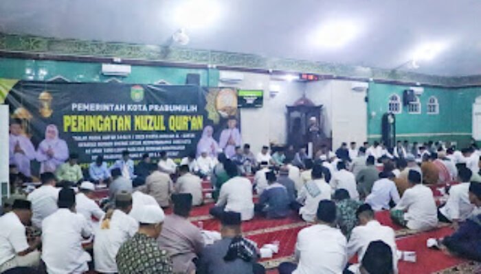 Wali Kota dan Wakil bersama TP PKK serta Forkopimda Prabumulih Safari Ramadhan dan Peringatan Nuzul Qur’an