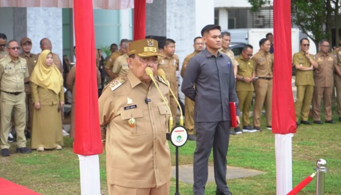 Apel Perdana Pasca Cuti Lebaran, Wagub: Tunjukkan ASN Sulbar Disiplin dan Bertanggung Jawab