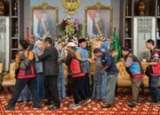 Ribuan Masyarakat, Driver Ojol dan Petugas Kebersihan Ramai-ramai Hadiri Open House Gubernur Herman Deru