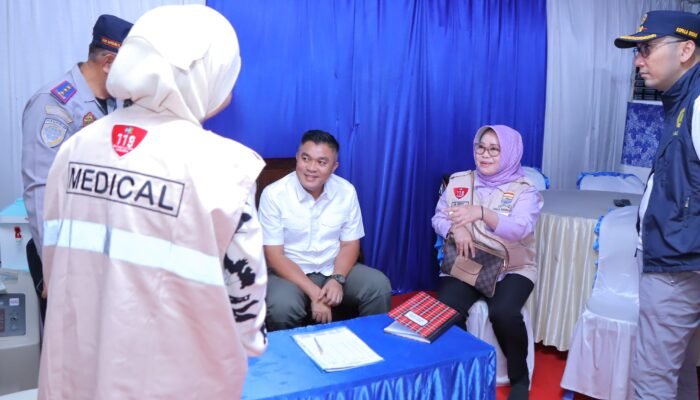 Sekda Aprizal Hasyim Tinjau Kesiapan Posko Lebaran