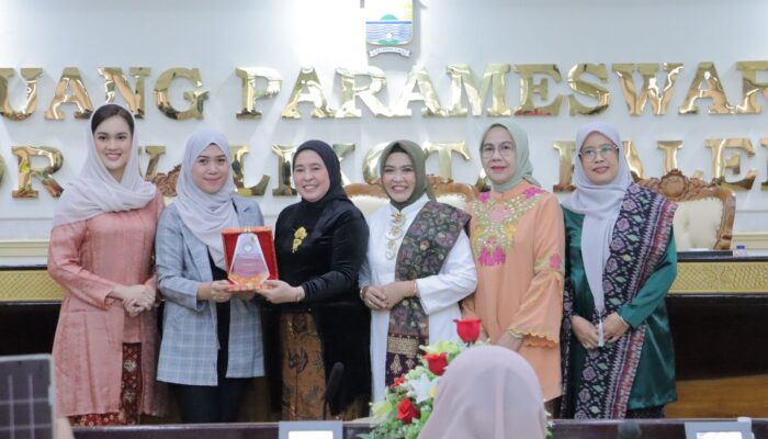 Pringati Hari Kartini, DWP Kota Palembang Gelar Lomba Make Up dan Best Costume
