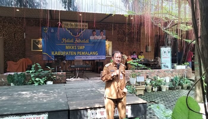 Bupati Pemalang Prihatin Banyak Siswa SMP Belum Bisa Membaca, Janjikan Tindakan Nyata
