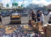 Kajari Palembang Gelar Pemusnahan Barang Bukti, Narkotika, Senpi, Sajam dan Ribuan Miras