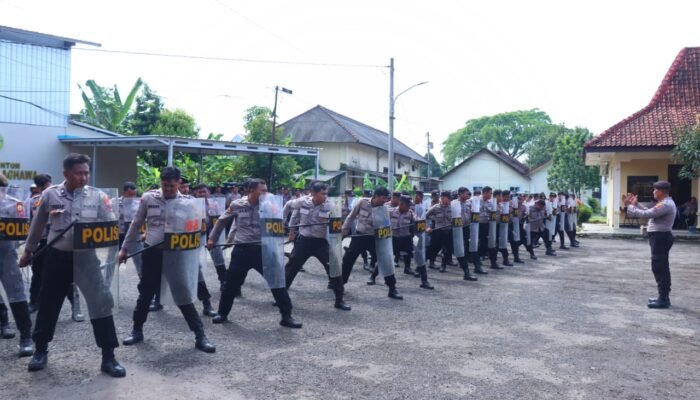 Dengan Paradigma Baru, Polres Pekalongan Gelar Latihan Kompi Dalmas dan Peleton POH Raimas