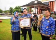 Dinsos Musi Rawas Terima Penghargaan Kepatuhan Standar Pelayanan Publik Tahun 2024