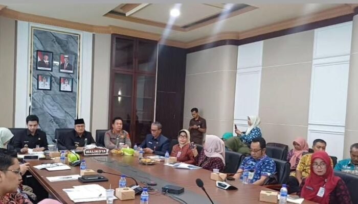 Dinsos Kota Jambi Ikuti VLH Evaluasi Kota Layak Anak 2025