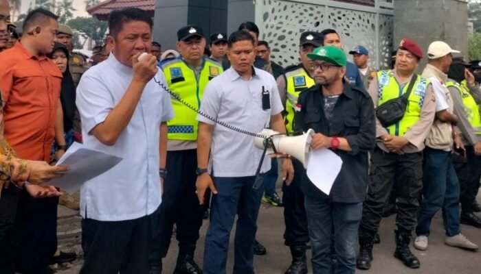 Miris Lihat Wajah Pendidikan Himpka Sumsel Gelar Aksi Demo di Kantor Gubernur Sampaikan 8 Tuntutan