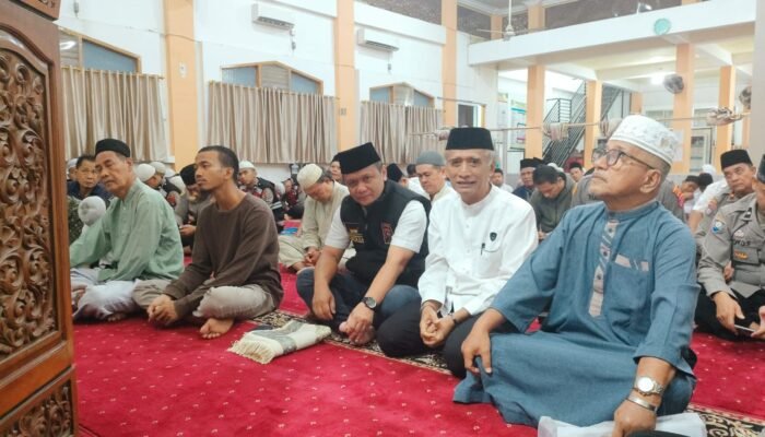 Gerakan Subuh Berjamaah, Kapolda Sumbar: Peran Orang Tua dalam Pembinaan Akhlak dan Karakter Anak Sangat Menentukan